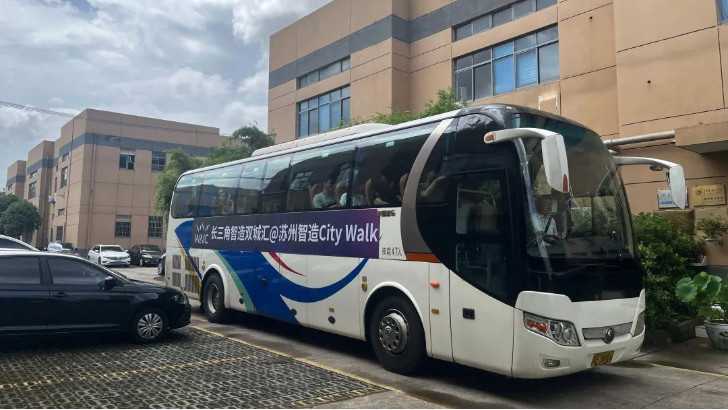 長(zhǎng)三角智造雙城匯走進(jìn)依斯倍，共探工業(yè)環(huán)保與 AI 融合新路徑