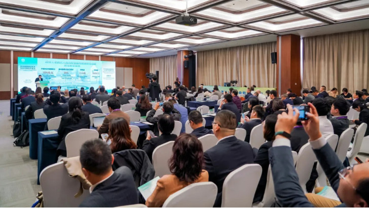 依斯倍受邀出席蘇州美國(guó)清潔技術(shù)與碳中和合作會(huì)議，共謀綠色發(fā)展新篇章