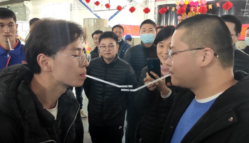 依斯倍游戲進(jìn)行中