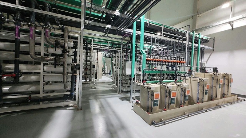 依斯倍受邀出席江蘇省蘇商發(fā)展促進會三屆三次會員代表大會2